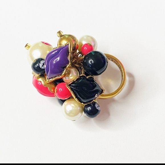 Betsey Johnson First Date Ring - Picture 10 of 13